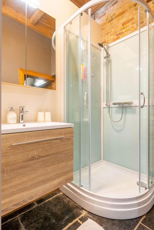 De Gouden Kop 1 Guestsuite Centrum Damme room 3